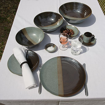 Aurora place setting
