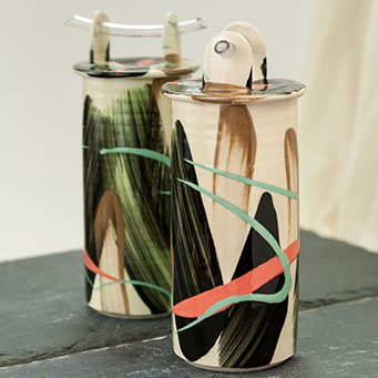 Lidded stoneware jar with brushed slip decoration – UK private collection